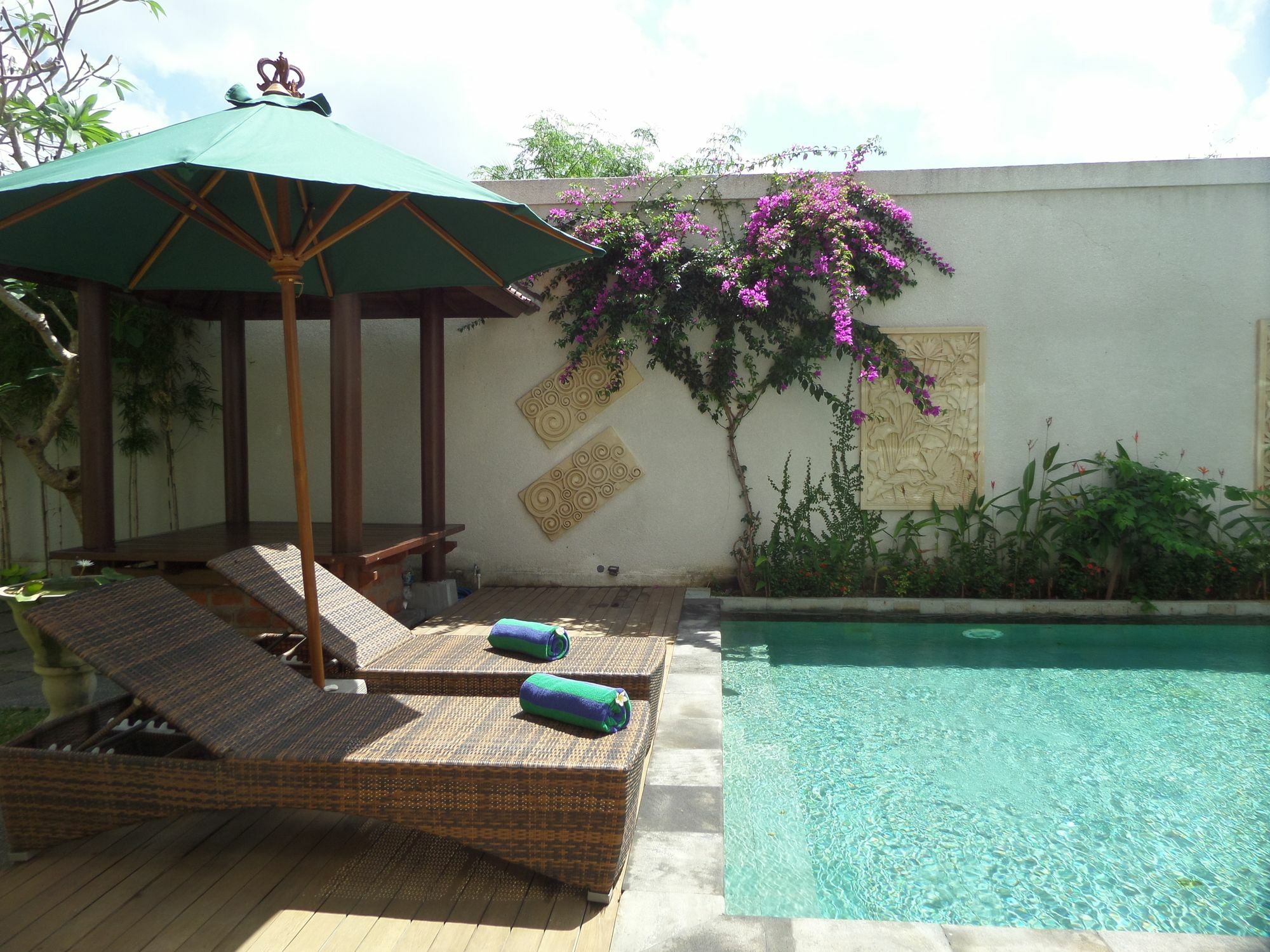 Royal Majesty Villas Kuta Lombok Exterior foto